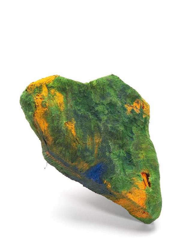 Pamuk, pigment boya, sertleştirici, 925 ayar gümüş, paslanmaz çelik; 12*8*1, 5cm