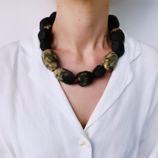 Siyah-Gold Kolye - Görsel 5